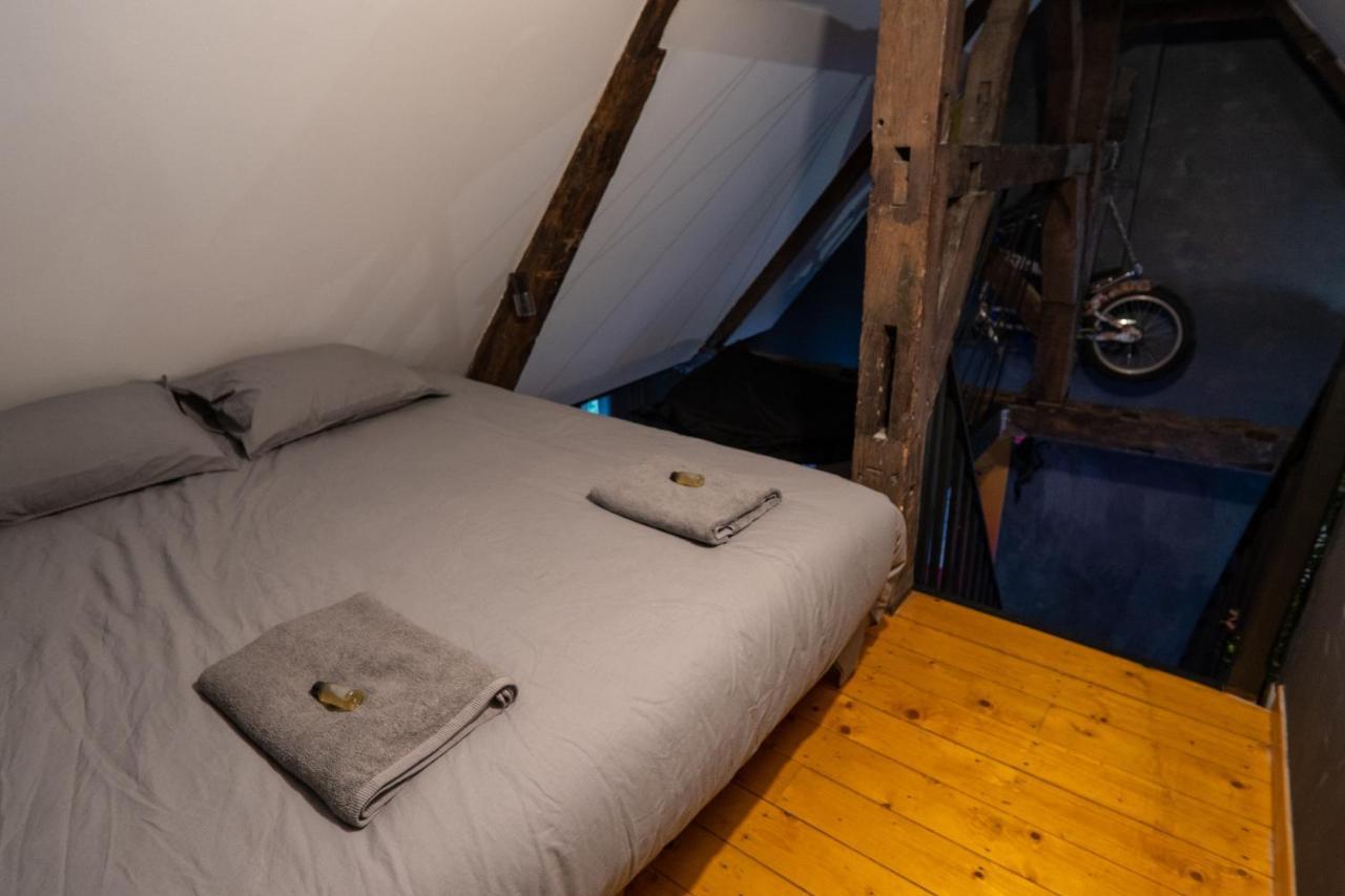 Capsule Art Deco - Jacuzzi - Netflix - Home Cinema - Arcade De Jeux & Nintendo Switch - 2 Chambres - Filet Suspendu Valenciennes Buitenkant foto