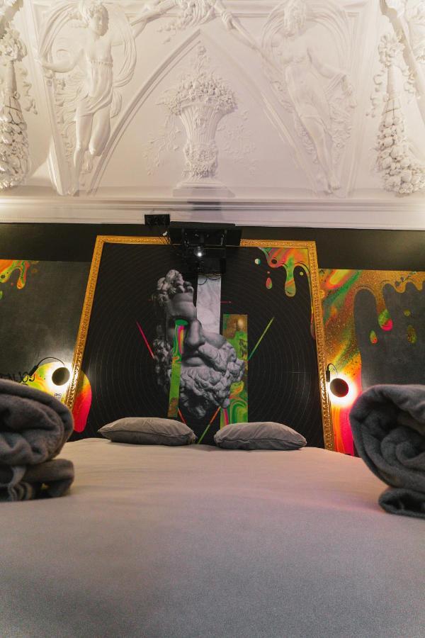 Capsule Art Deco - Jacuzzi - Netflix - Home Cinema - Arcade De Jeux & Nintendo Switch - 2 Chambres - Filet Suspendu Valenciennes Buitenkant foto